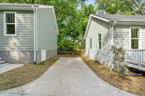 a view of backyard of house