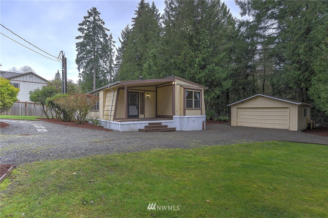 7424 Puget Beach Road Northeast Olympia, WA 98516 - Photo 1 of 24 Gallery Image 1