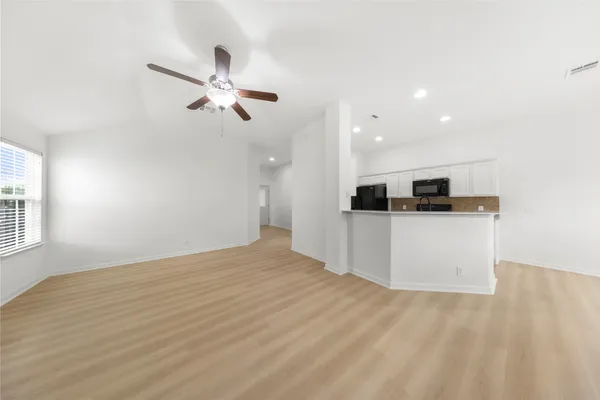 $260,000 | 14504 Martial Eagle Drive, Elgin, TX 78621