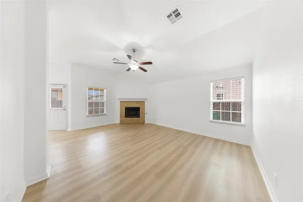 $260,000 | 14504 Martial Eagle Drive, Elgin, TX 78621