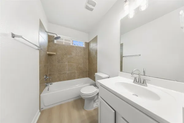 $260,000 | 14504 Martial Eagle Drive, Elgin, TX 78621