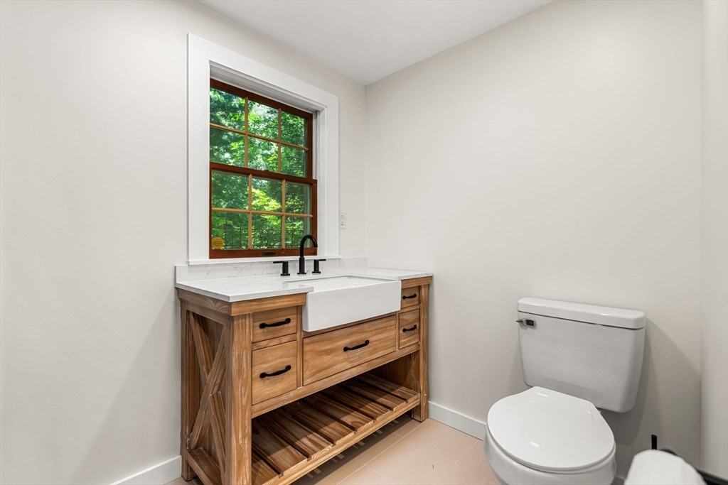 172 Tiffany Road Norwell, MA 02061 - Photo 12 of 31 Gallery Image 12