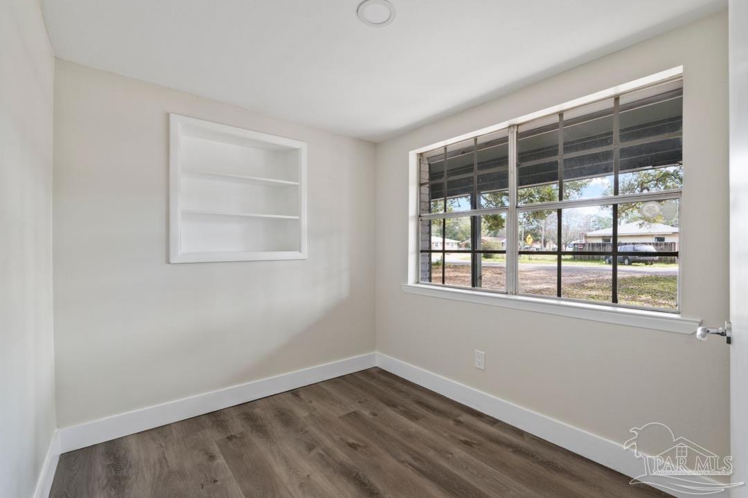 5651 Turkey Road Pensacola, FL 32526 - Photo 7 of 42 Gallery Image 7