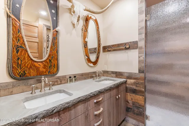 $9,950,000 | 627 Ryegrass Road, Daniel, WY 83115