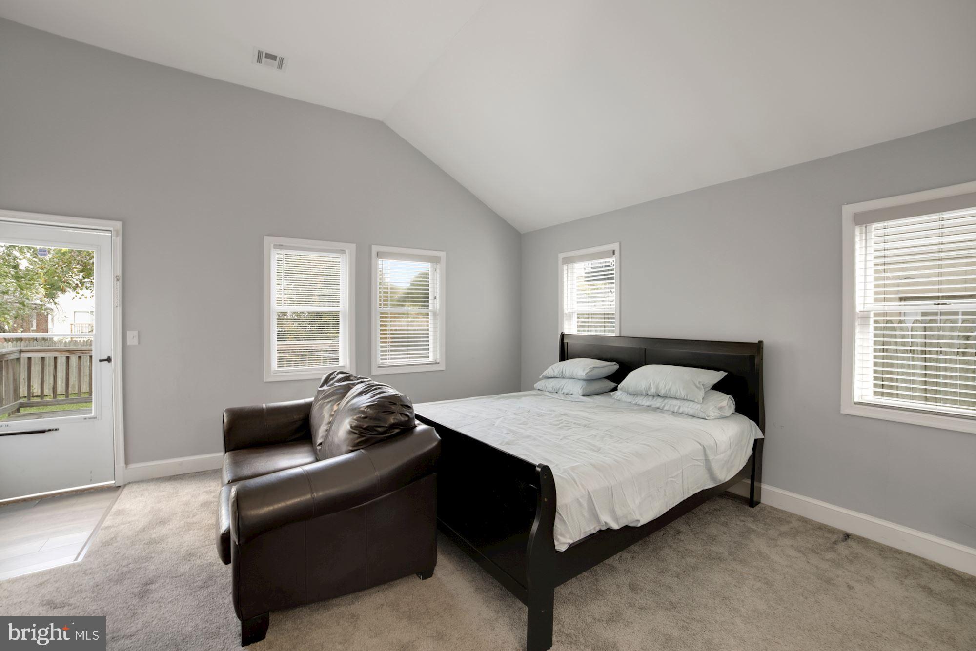 5446 Addison Road Fairmount Heights, MD 20743 - Photo 12 of 24