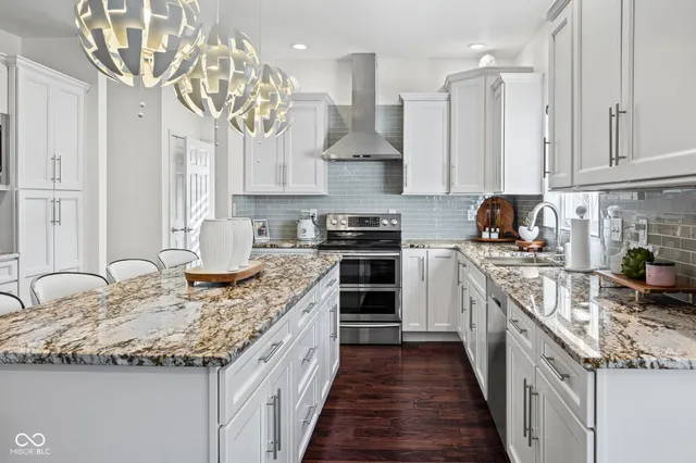 $645,000 | 15250 Vermillion Lane, Covington, IN 47932