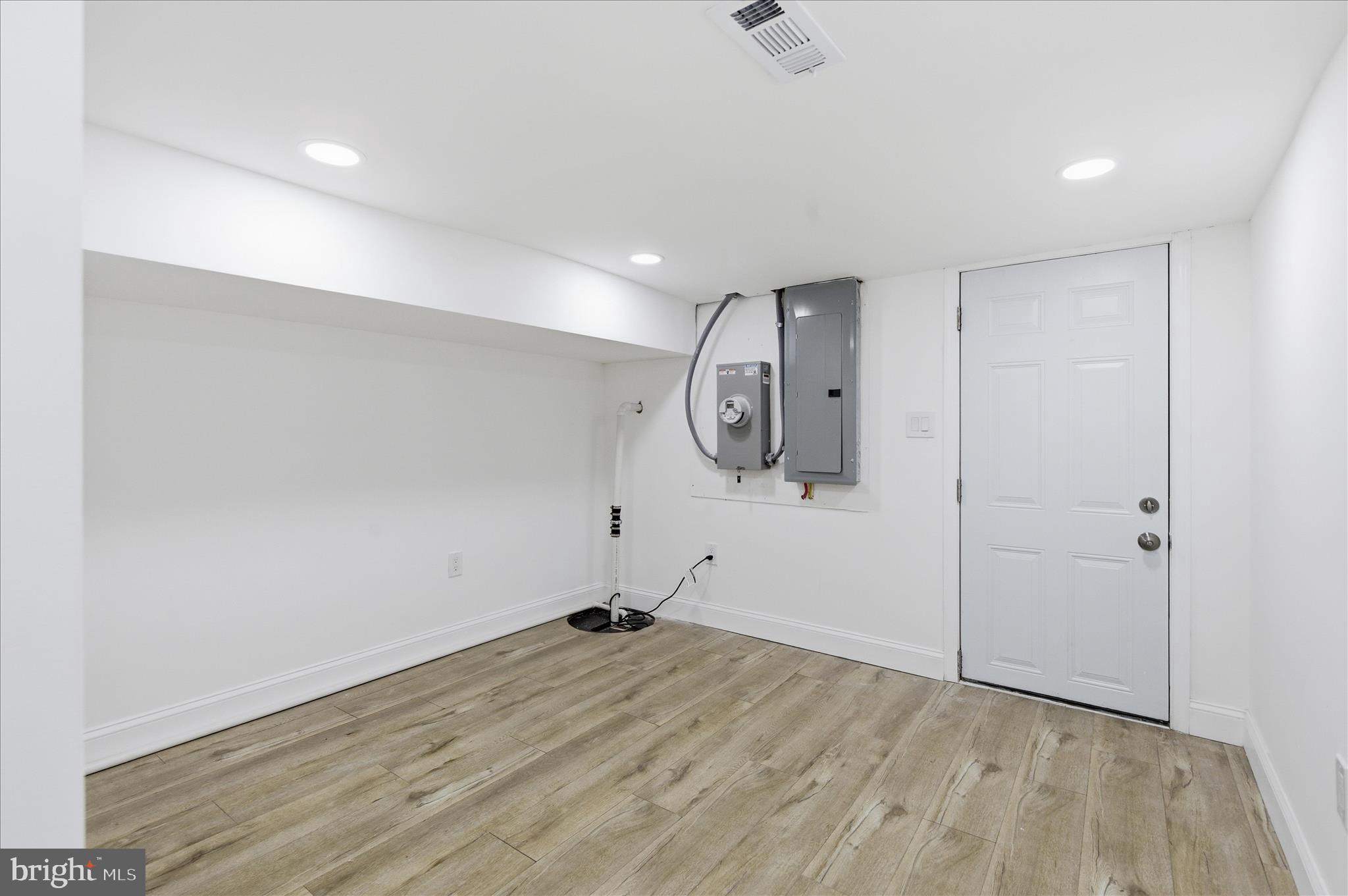 4668 Pimlico Road Baltimore, MD 21215 - Photo 20 of 32 a view of empty room