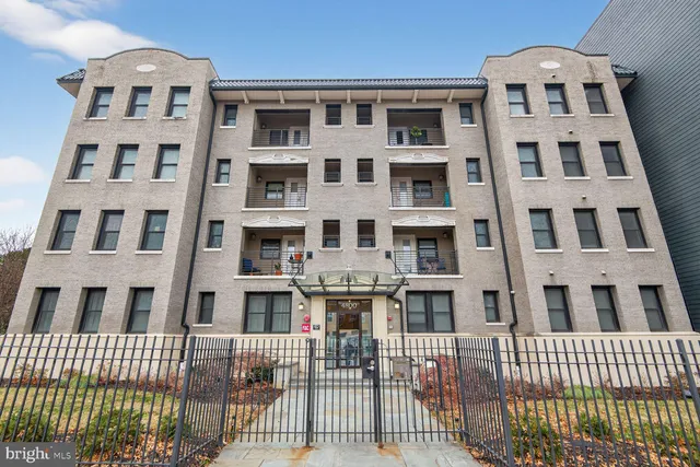 $2,150 | 4800 Georgia Avenue Northwest, Unit 205, Washington, DC 20011
