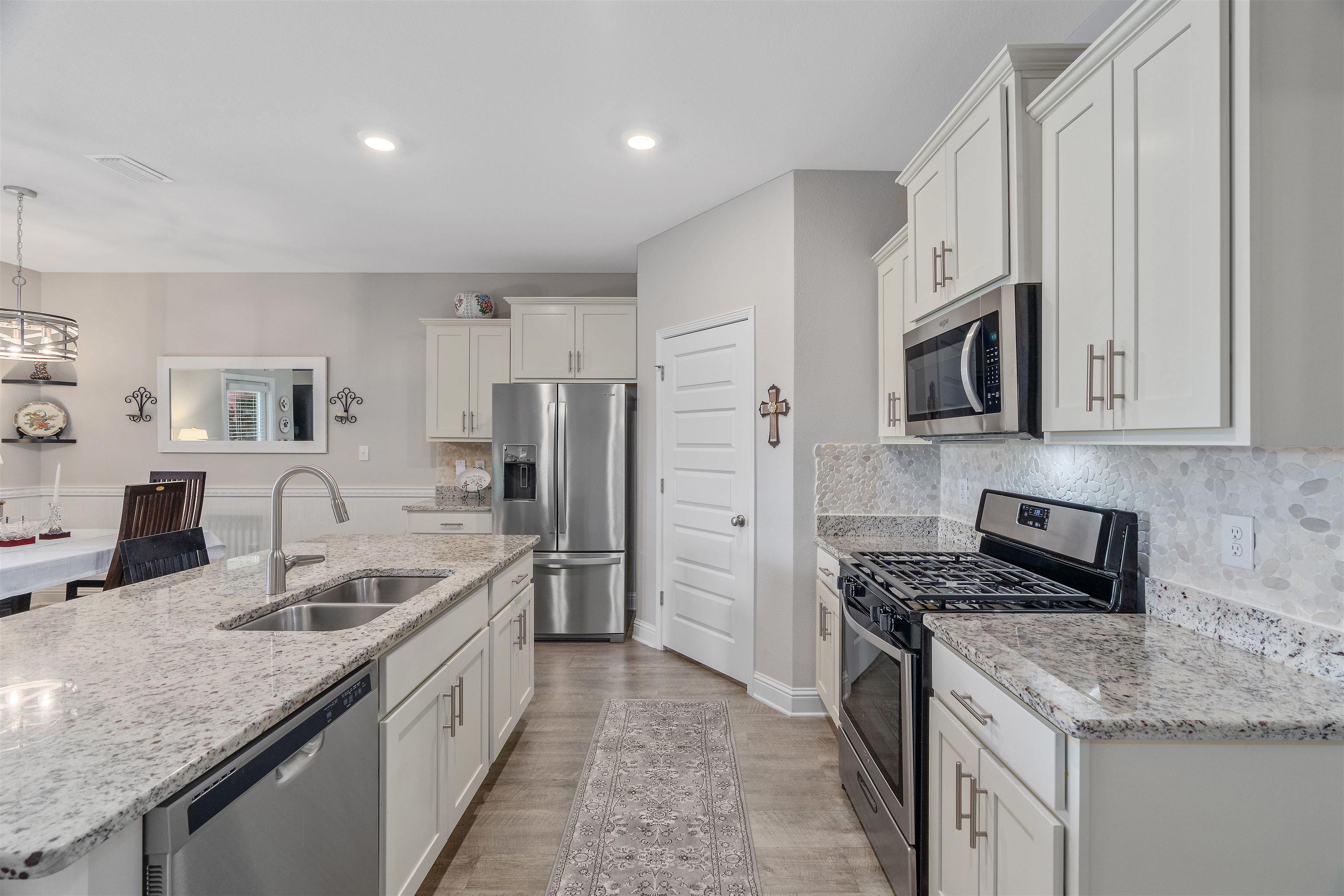 24593 Slater Mill Road Daphne, AL 36526 - Photo 12 of 32 Kitchen