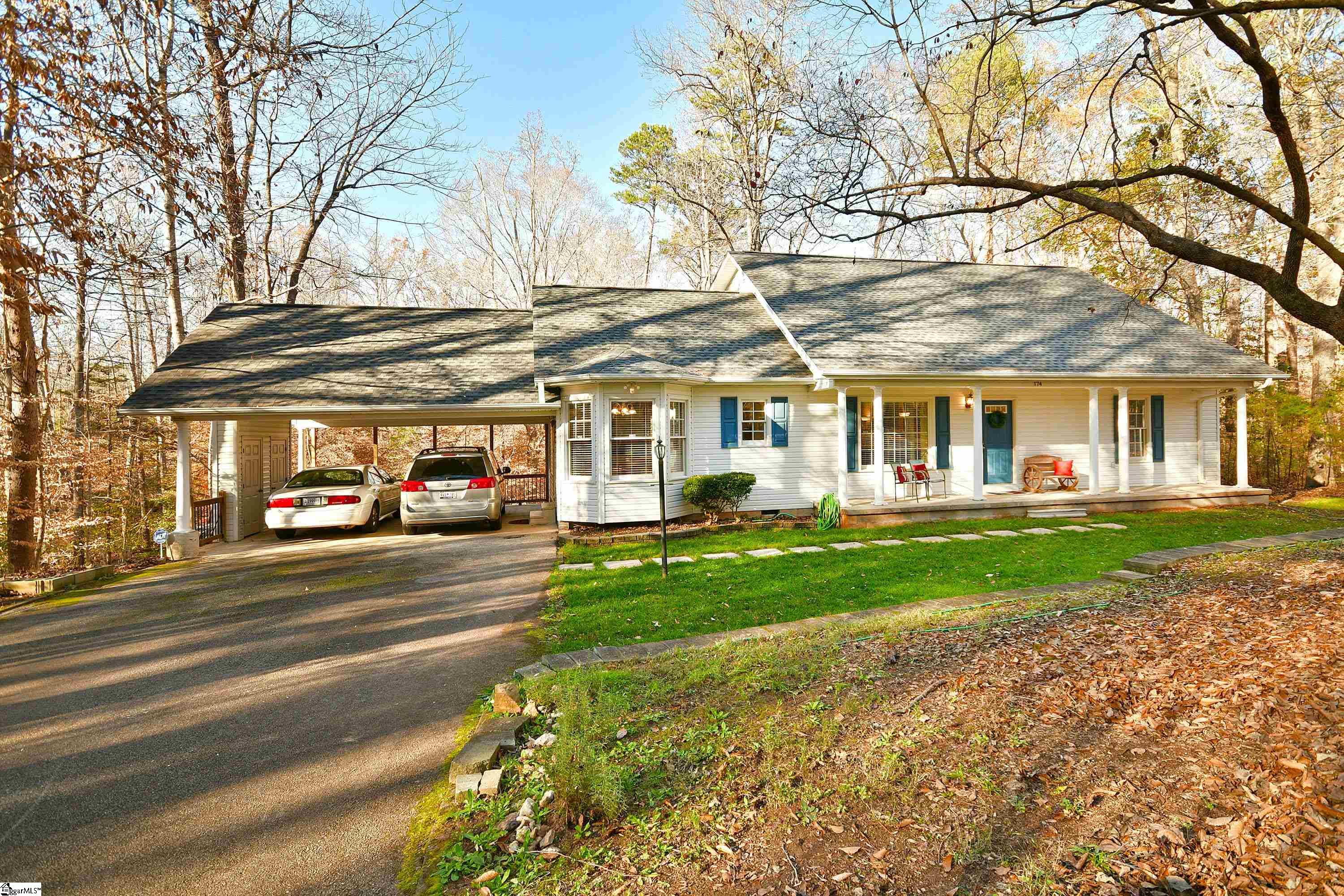 174 North Moore Road Simpsonville, SC 29680 - Photo 3 of 28 Gallery Image 3