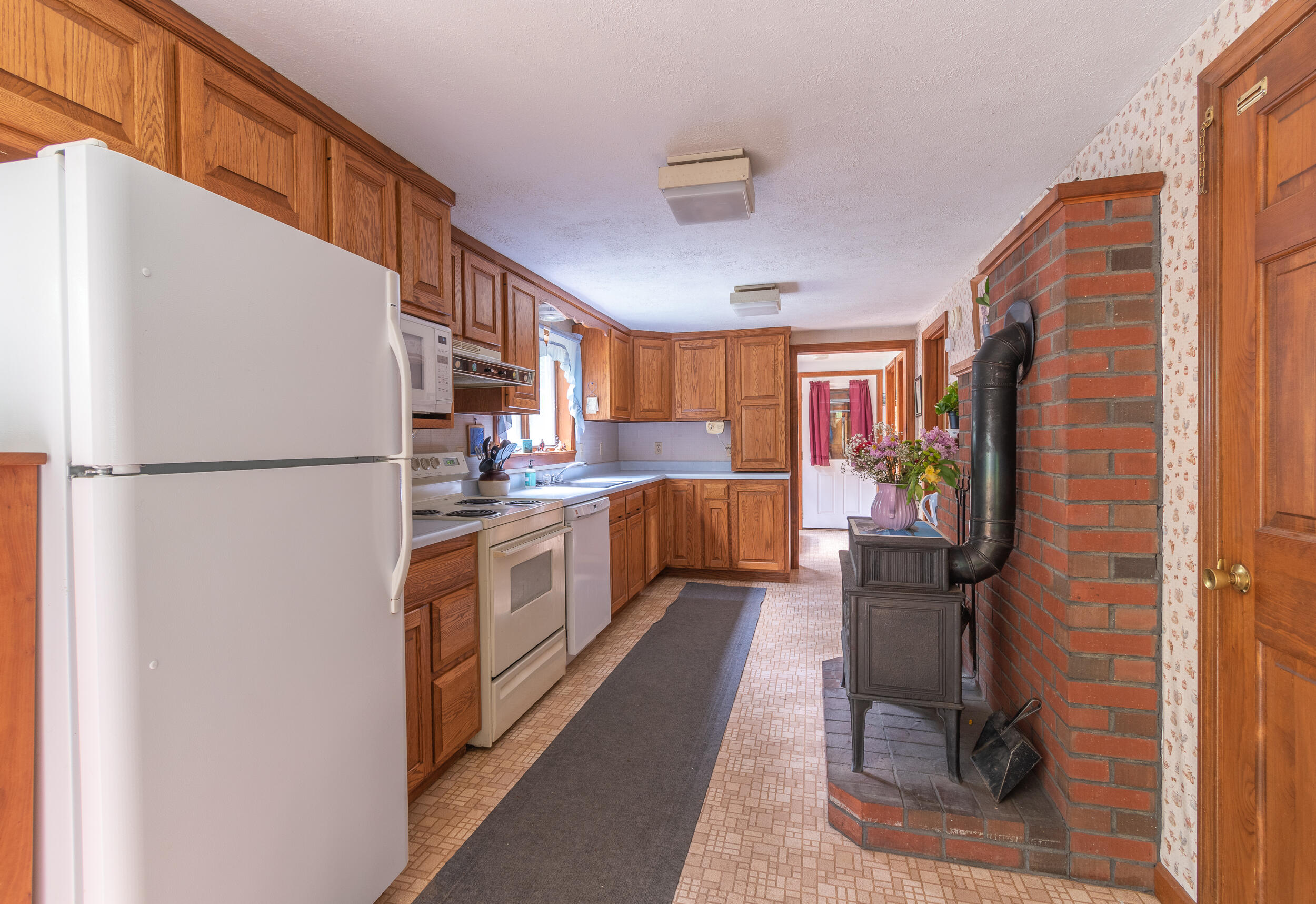 81 Mitchell Brook Road Temple, ME 04984 - Photo 11 of 33 Kitchen