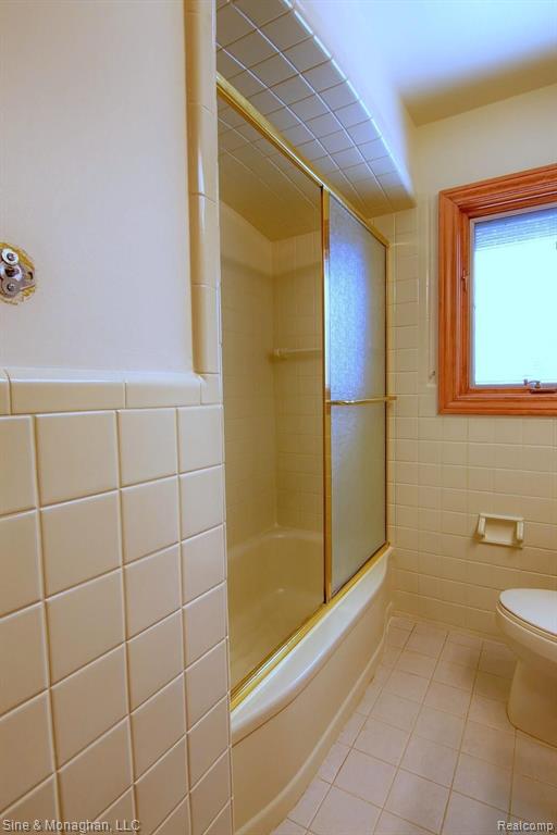 1536 Cook Road Grosse Pointe Woods, MI 48236 - Photo 19 of 39