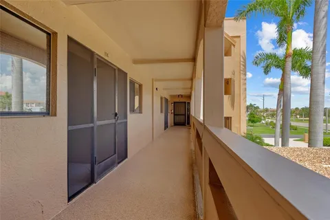 $349,999 | 1601 Park Beach Circle, Unit 114, Punta Gorda, FL 33950