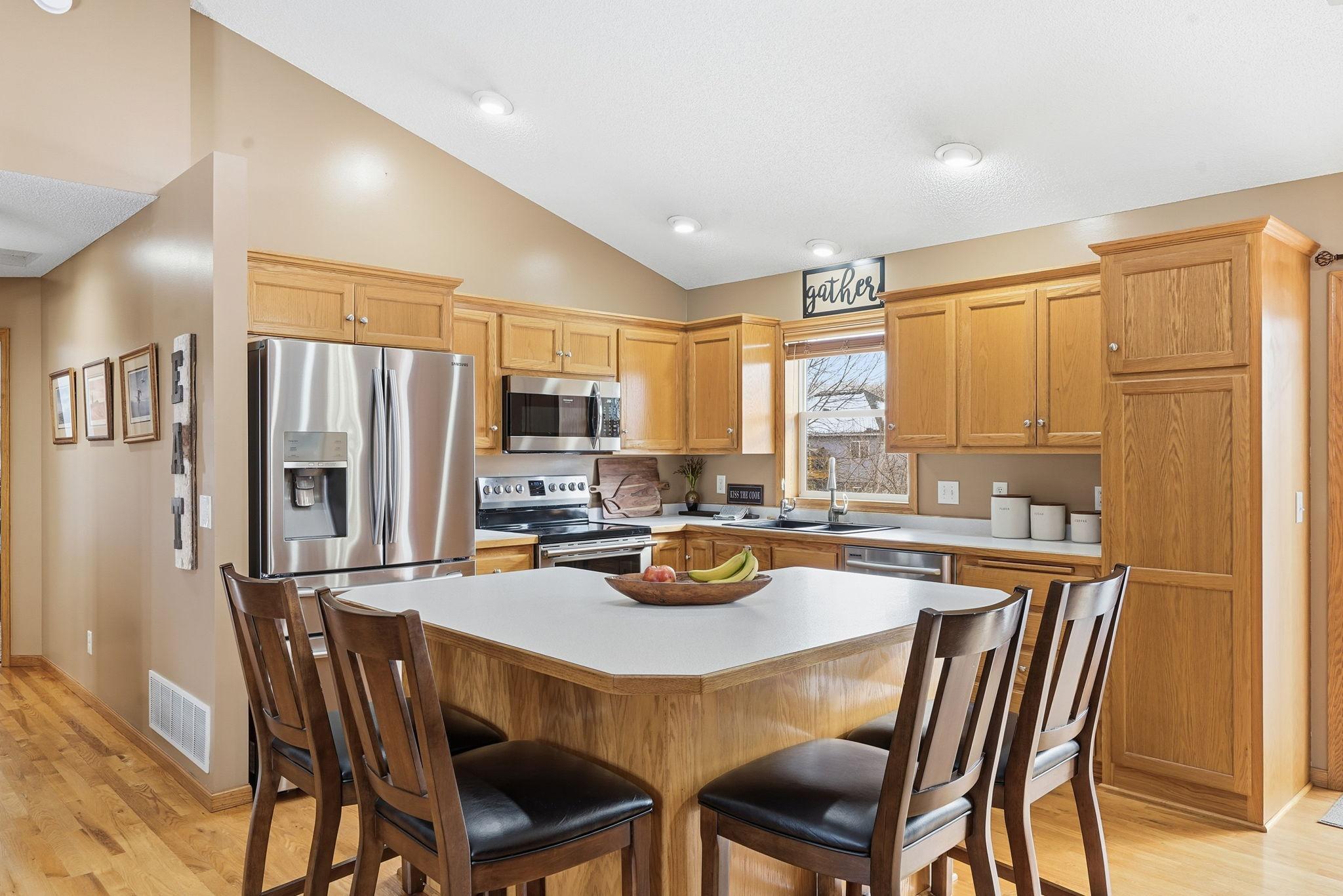 832 Deerfield Road Watertown, MN 55388 - Photo 12 of 81