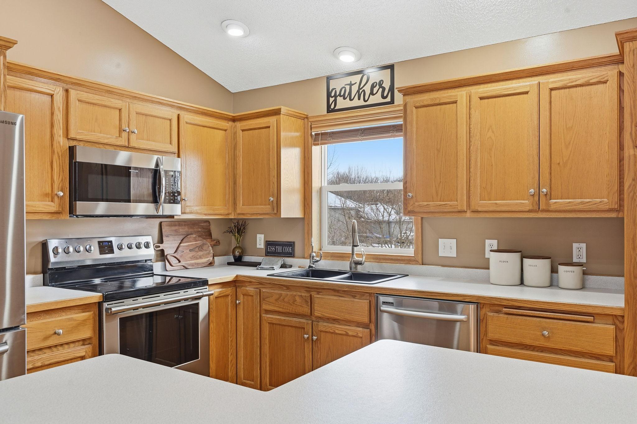 832 Deerfield Road Watertown, MN 55388 - Photo 13 of 81