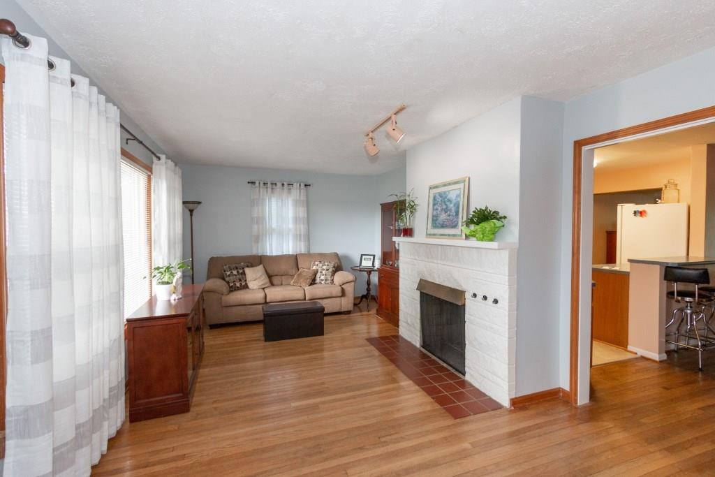 2459 Fisher Road Indianapolis, IN 46239 - Photo 7 of 24 Gallery Image 7