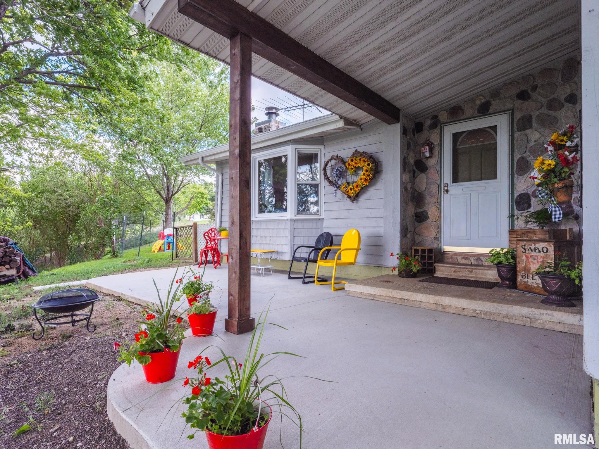15081 Christmas Tree Road Green Valley, IL 61534 - Photo 1 of 45