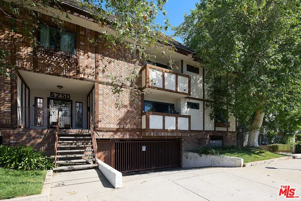 $499,000 | 6250 Fulton Avenue, Unit 205, Van Nuys, CA 91401