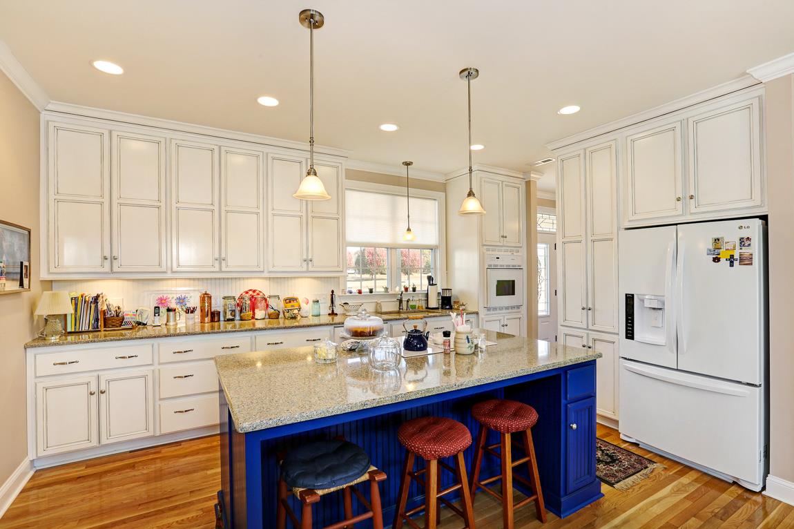 31995 Ardmore Ridge Road Ardmore, TN 38449 - Photo 14 of 30 Kitchen has a big island, pantry, built-in oven