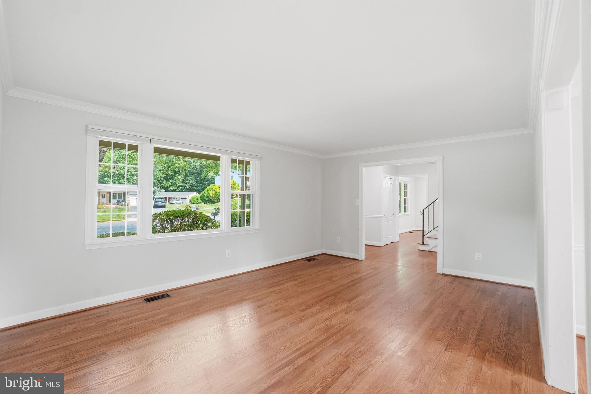 7216 Reservation Drive Springfield, VA 22153 - Photo 7 of 52