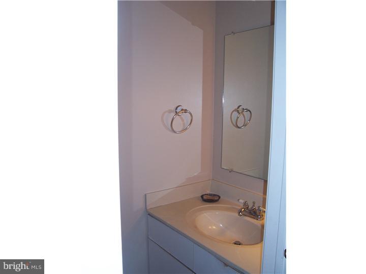 272 Lexington Road Schwenksville, PA 19473 - Photo 6 of 17 Half Bath