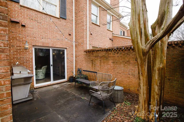 $2,250 | 510 North Poplar Street, Unit B, Charlotte, NC 28202