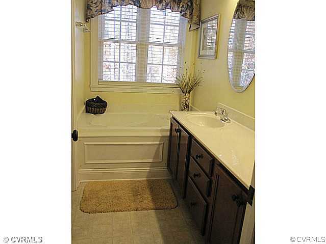 2433 Gully Tavern Road Rice, VA 23966 - Photo 8 of 11 Gallery Image 8