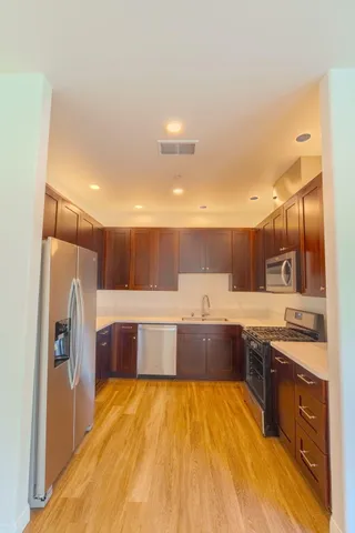 $5,200 | 920 Lowena Drive, Unit 19, Santa Barbara, CA 93103