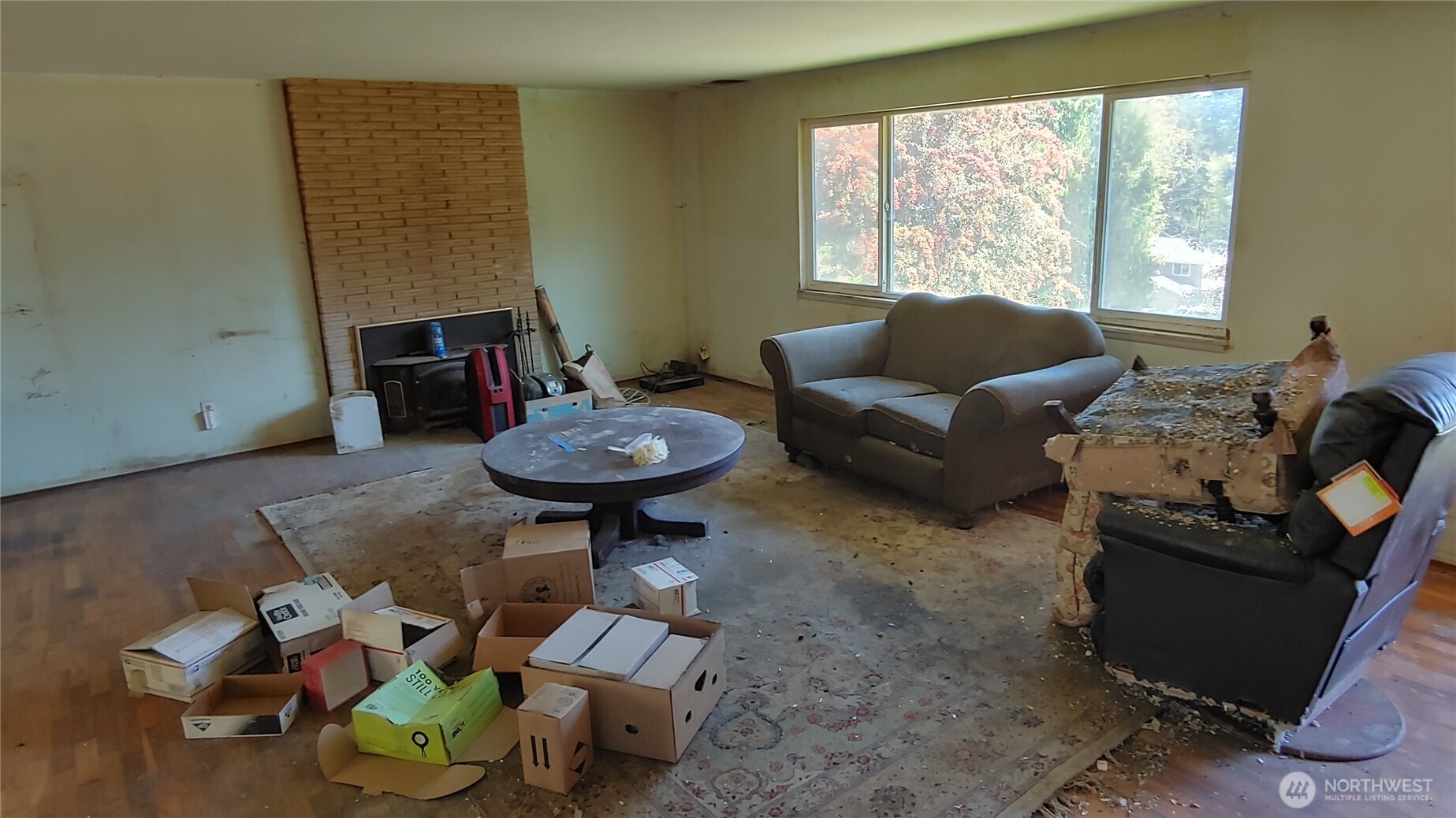 23032 7th Avenue Southeast Bothell, WA 98021 - Photo 9 of 24 a living room with furniture and a window