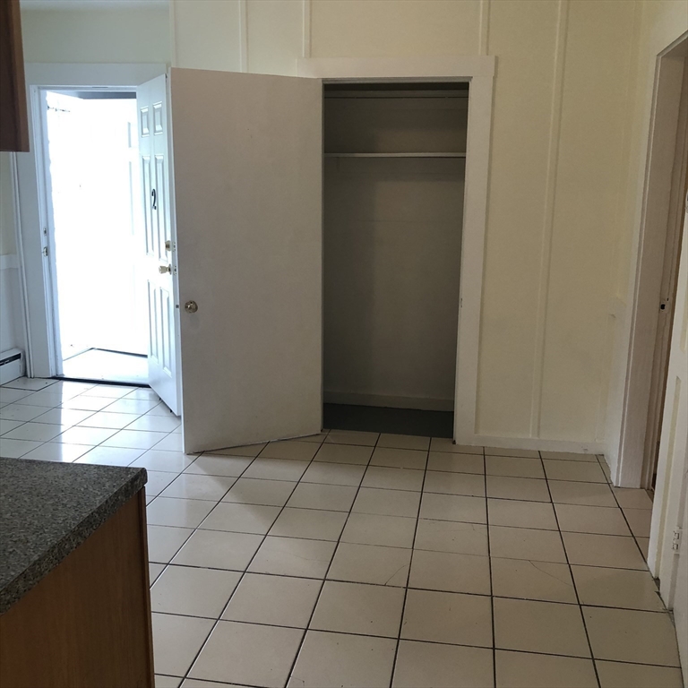 9 Top Street, Unit 2 Clinton, MA 01510 - Photo 4 of 14