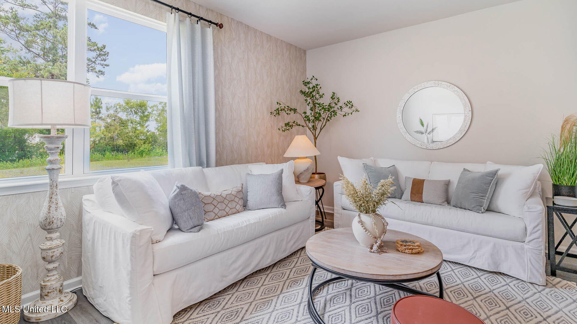 54 Powell Place Byhalia, MS 38611 - Photo 6 of 6 7_TN_Memphis_Kerry-Kenner_Living-Room