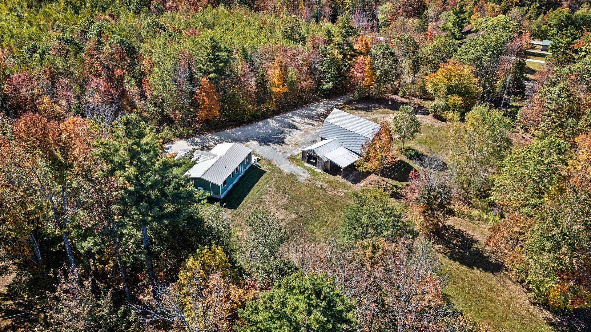 77 Hazzard Road North Springfield, NH 03284 - Photo 4 of 42