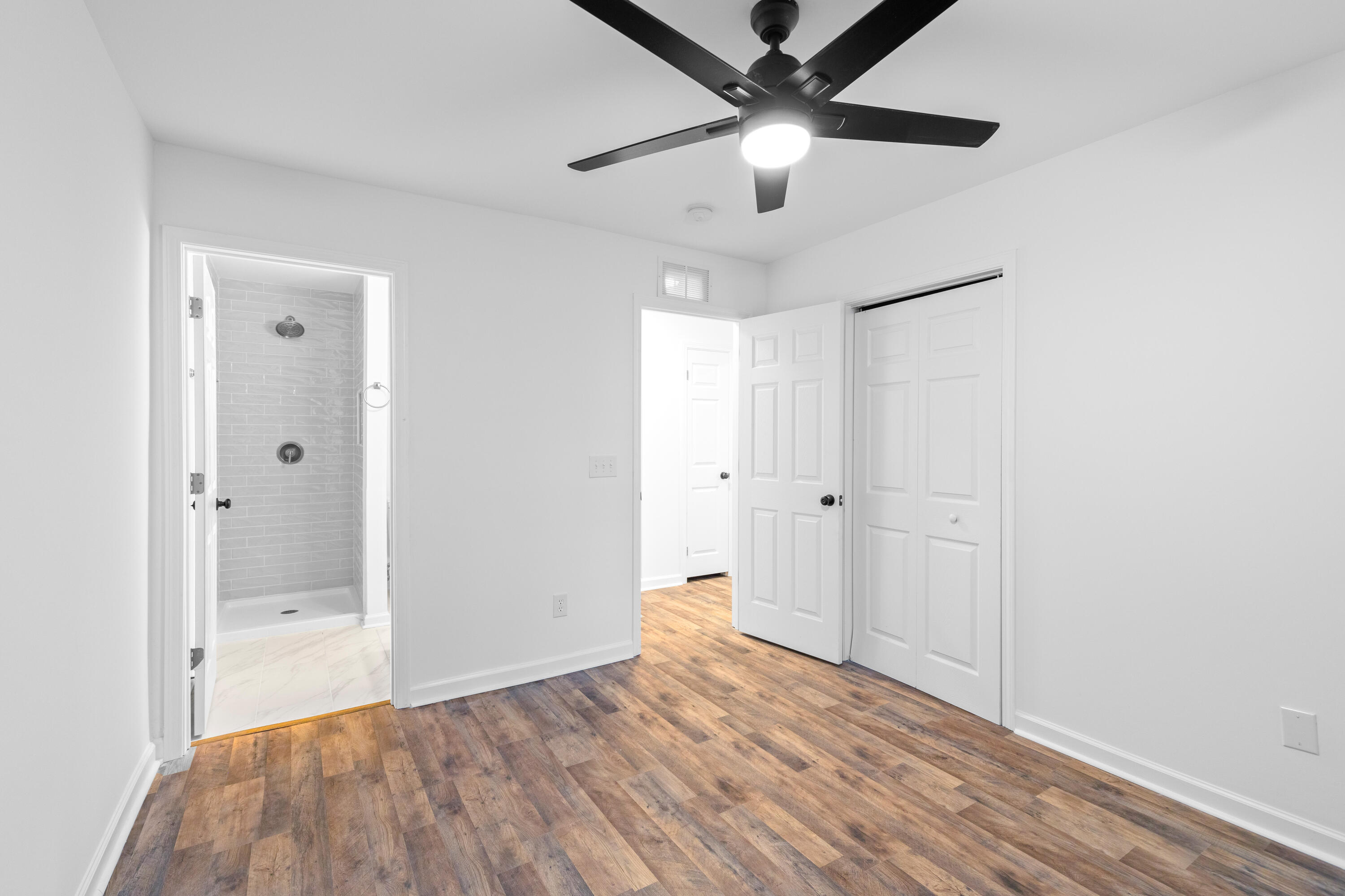 3145 Queensgate Way Mount Pleasant, SC 29466 - Photo 12 of 25 1G1A0833