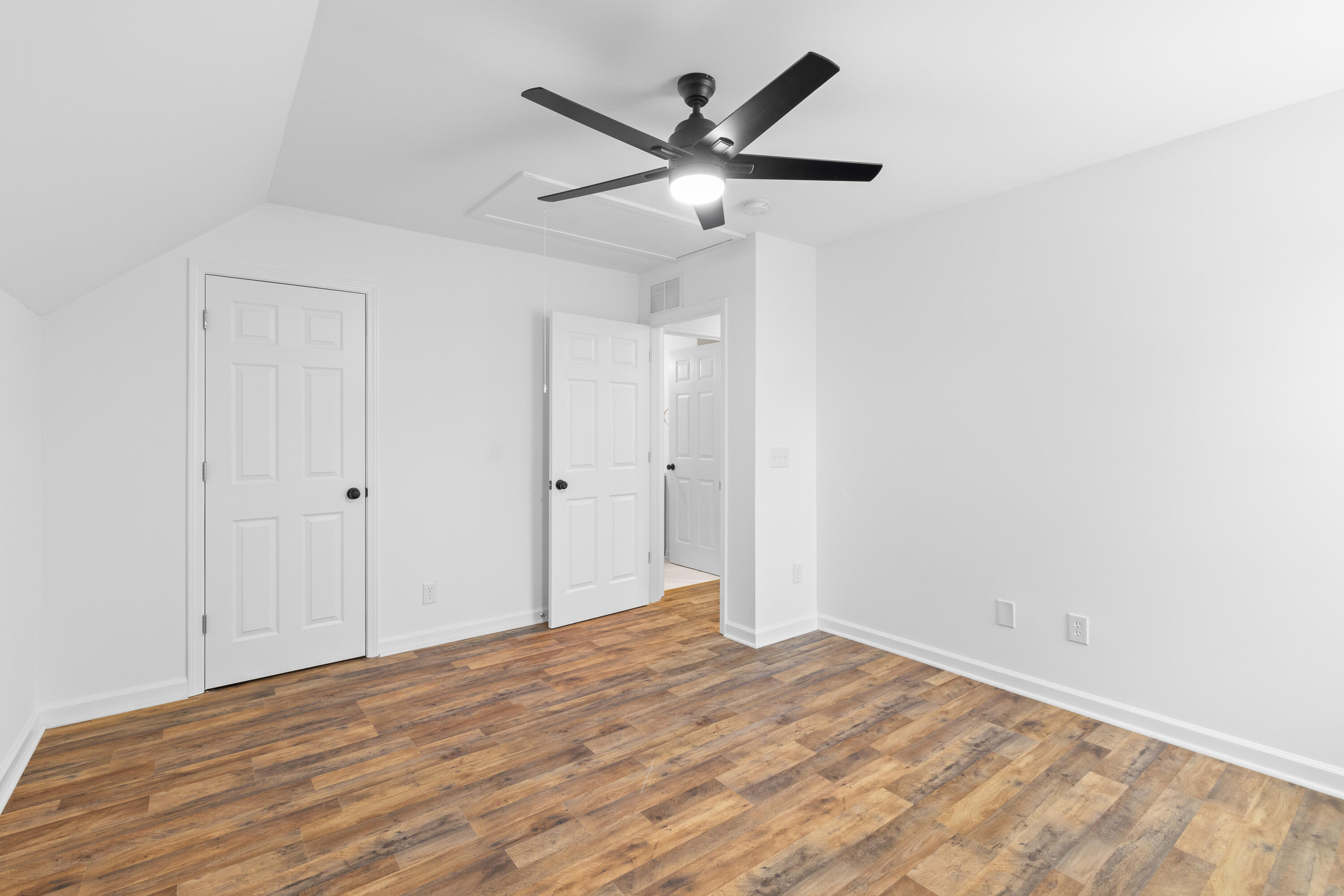 3145 Queensgate Way Mount Pleasant, SC 29466 - Photo 18 of 25 1G1A0918