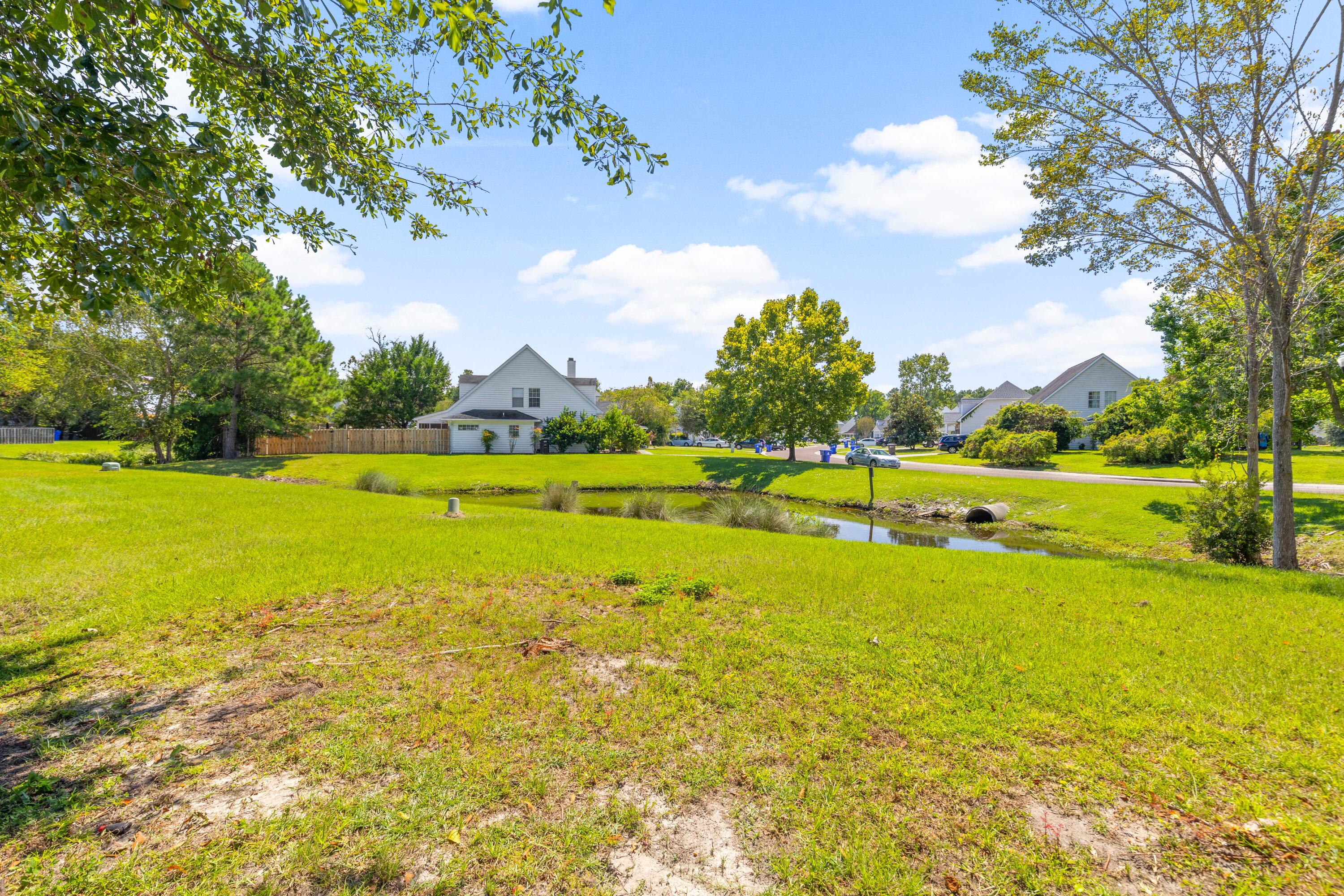 3145 Queensgate Way Mount Pleasant, SC 29466 - Photo 23 of 25 1G1A0893