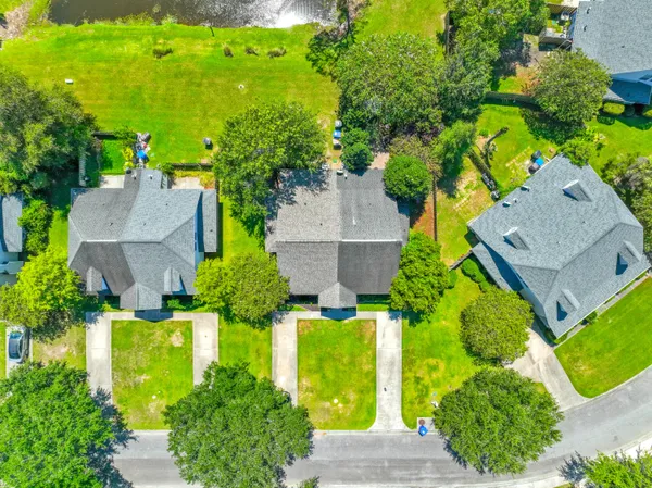 $2,825 | 3145 Queensgate Way, Mount Pleasant, SC 29466