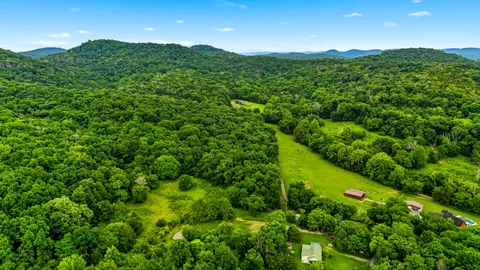 $1,249,900 | 427 Adams Road, Watertown, TN 37184