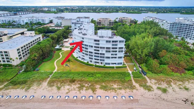 $1,300,000 | 2780 South Ocean Boulevard, Unit 703, Palm Beach, FL 33480