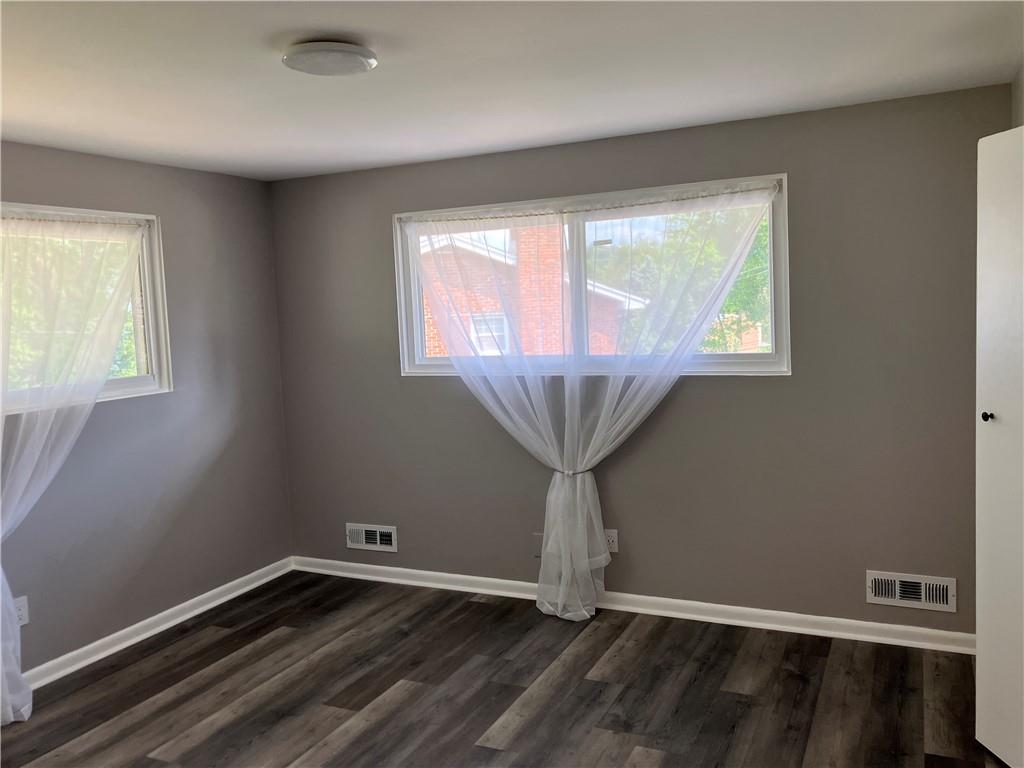 159 McIntyre Road Pittsburgh, PA 15237 - Photo 12 of 38