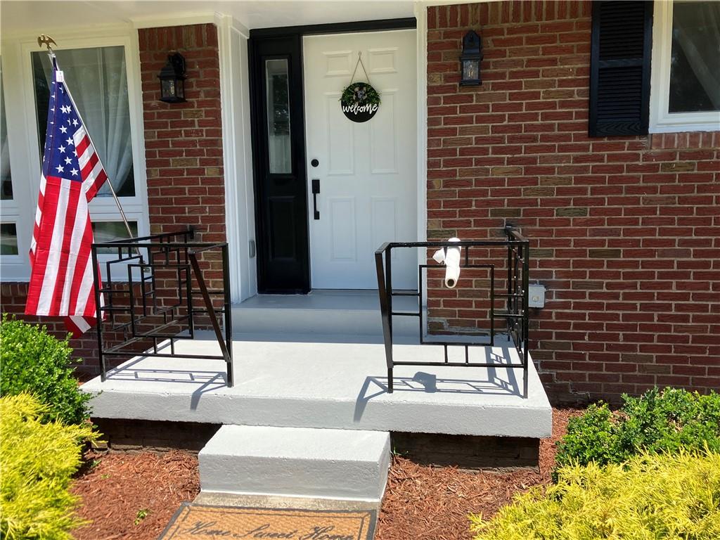 159 McIntyre Road Pittsburgh, PA 15237 - Photo 2 of 38