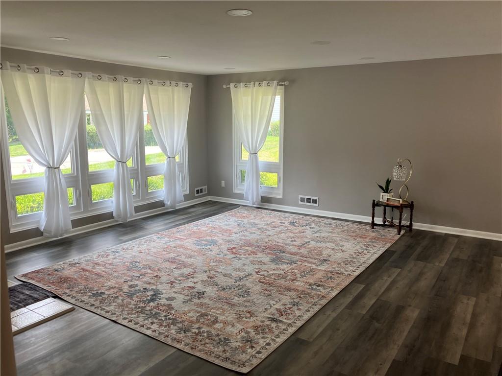 159 McIntyre Road Pittsburgh, PA 15237 - Photo 5 of 38