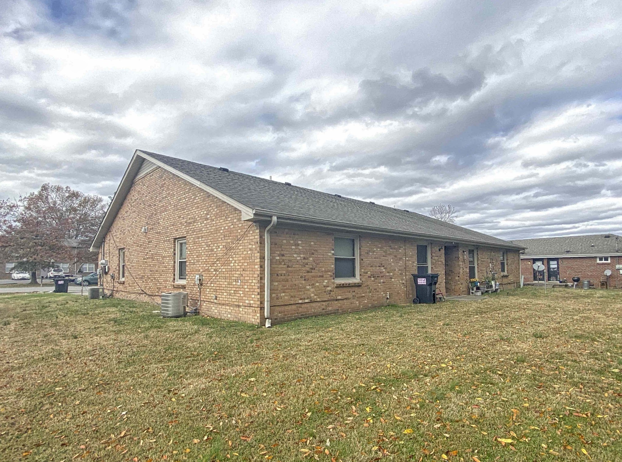 807 Golf View Place, Unit C Clarksville, TN 37043 - Photo 24 of 24 a view of a backyard