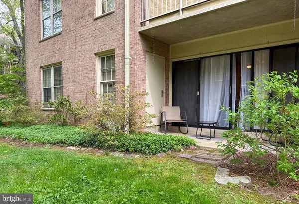 $2,095 | 6008 Westchester Park Drive, Unit T2, College Park, MD 20740