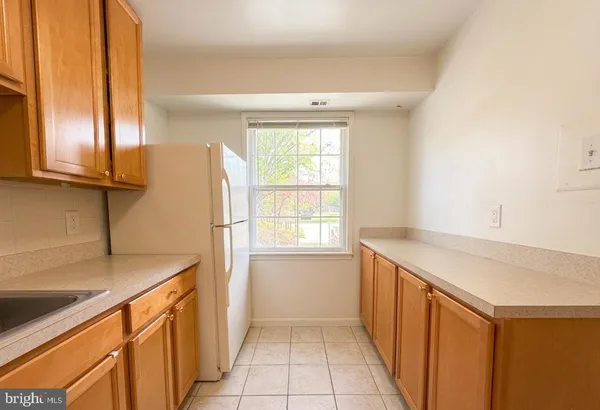 $2,095 | 6008 Westchester Park Drive, Unit T2, College Park, MD 20740