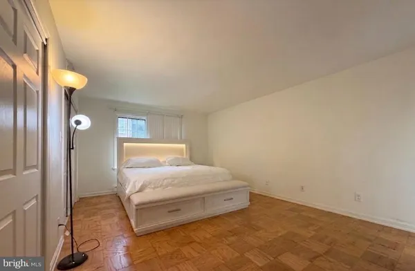 $2,095 | 6008 Westchester Park Drive, Unit T2, College Park, MD 20740