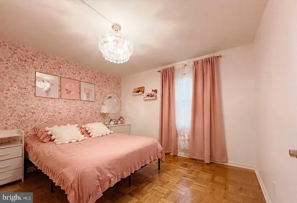 $2,095 | 6008 Westchester Park Drive, Unit T2, College Park, MD 20740