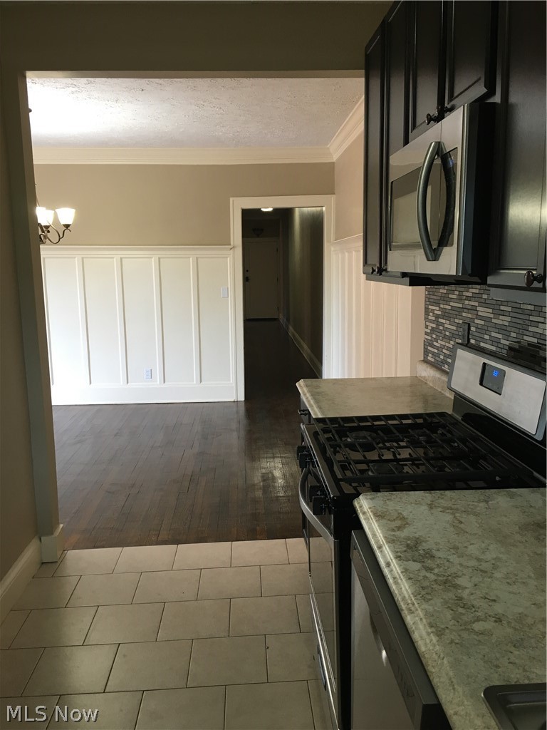2116 Surrey Road, Unit 4 Cleveland, OH 44106 - Photo 14 of 23 Gallery Image 14