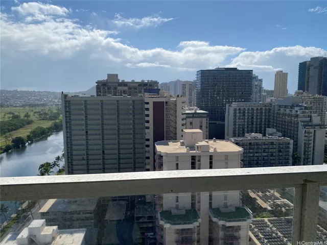 $1,750 | 445 Seaside Avenue, Unit 2617, Honolulu, HI 96815
