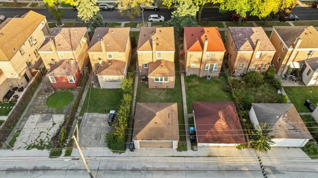 an outdoor view of building