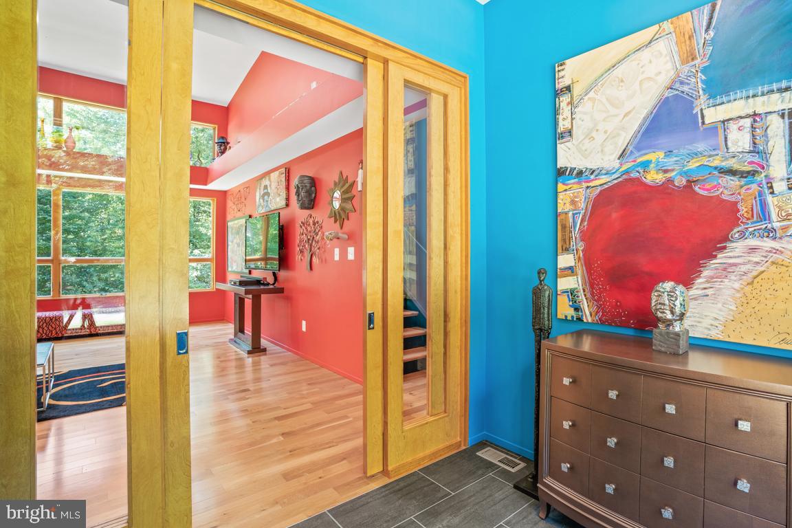 4456 Mountville Road Frederick, MD 21703 - Photo 8 of 45 Step Right in